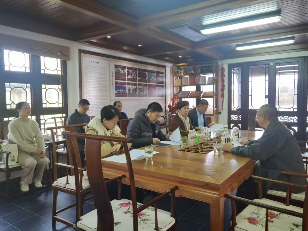 区人民政府副区长王淳莅临东海慈慧公益基金会视察指导